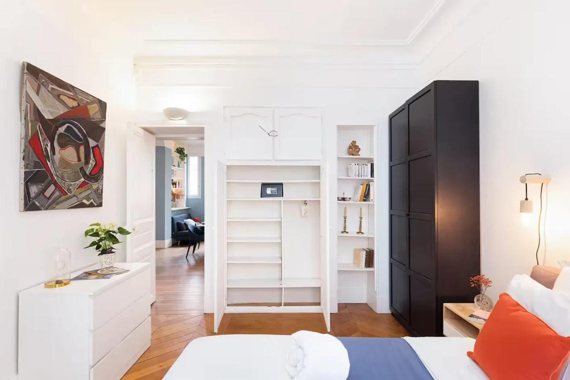 Moderne A Pres Des Champs-elysees Appartement Parijs